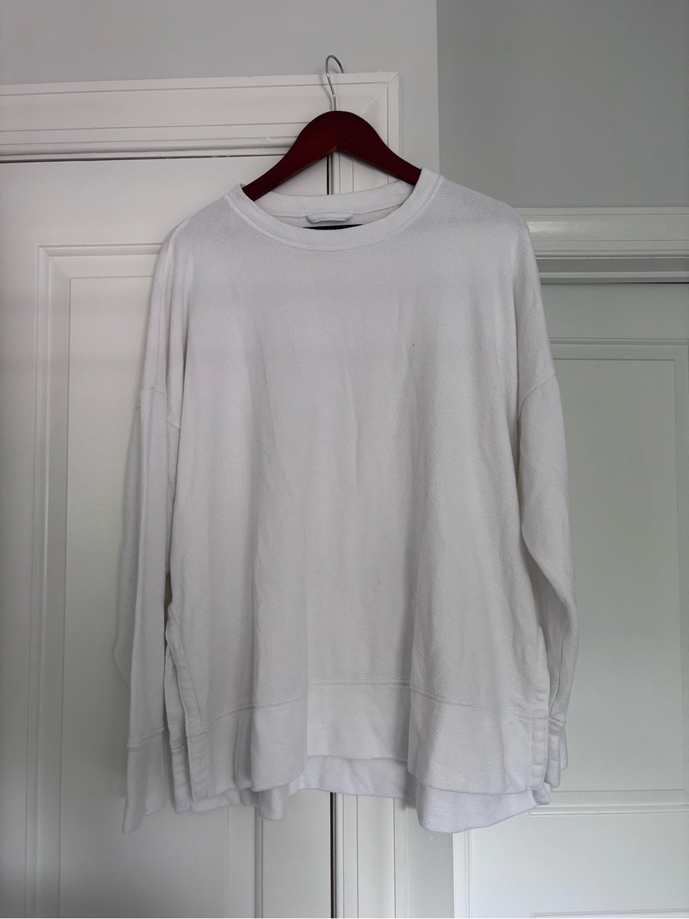Aerie White Crewneck Sweater